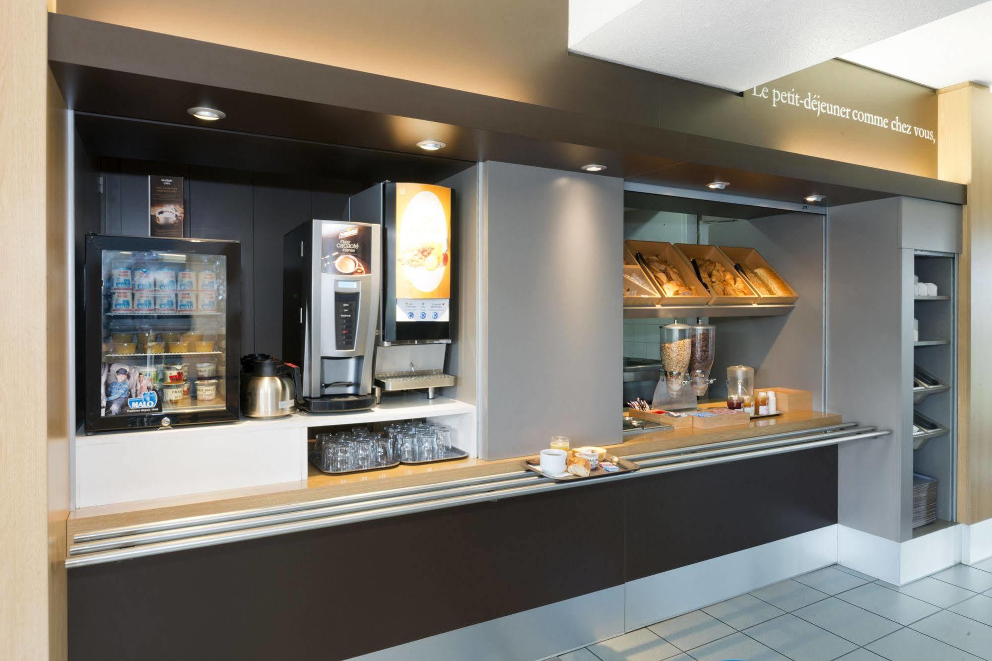 B&B Hotel Lorient 라네스테 외부 사진