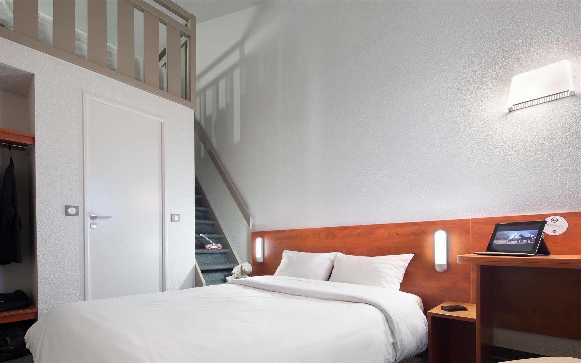 B&B Hotel Lorient 라네스테 외부 사진